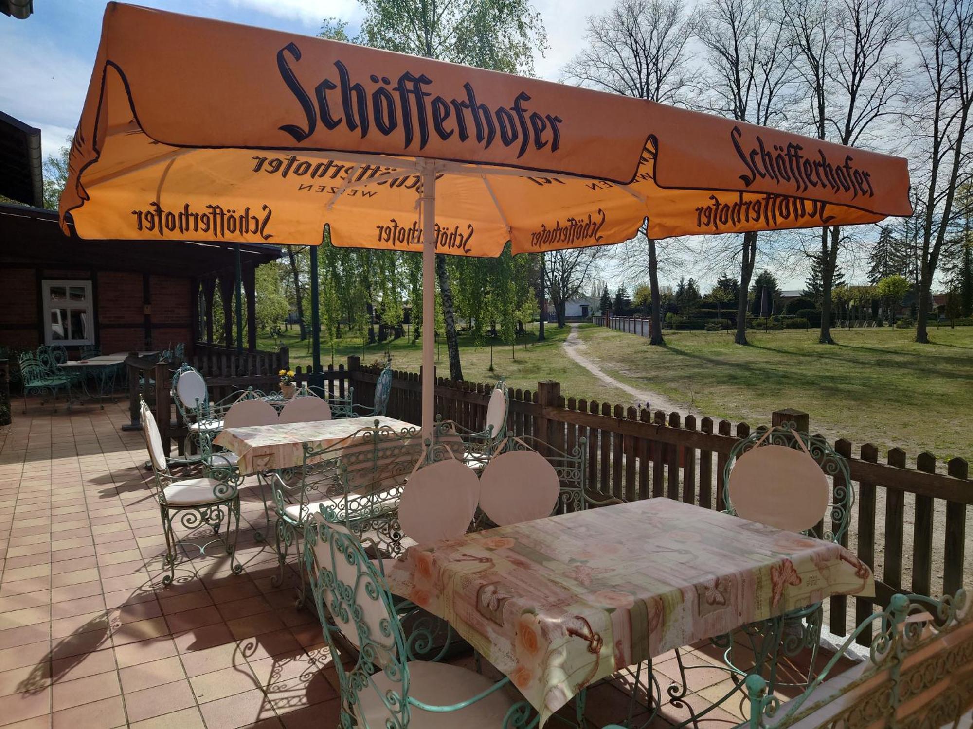 Hotel Schuetzenhaus Lenzen Bagian luar foto